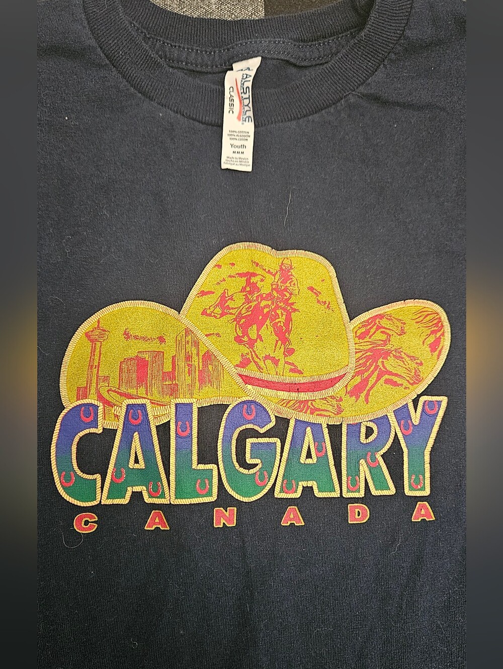 Youth Size Medium Calgary Canada TShirt